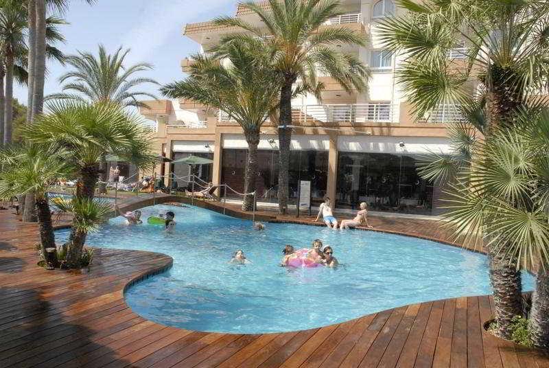 Hotel Illot Suites 칼라 라트자다 외부 사진