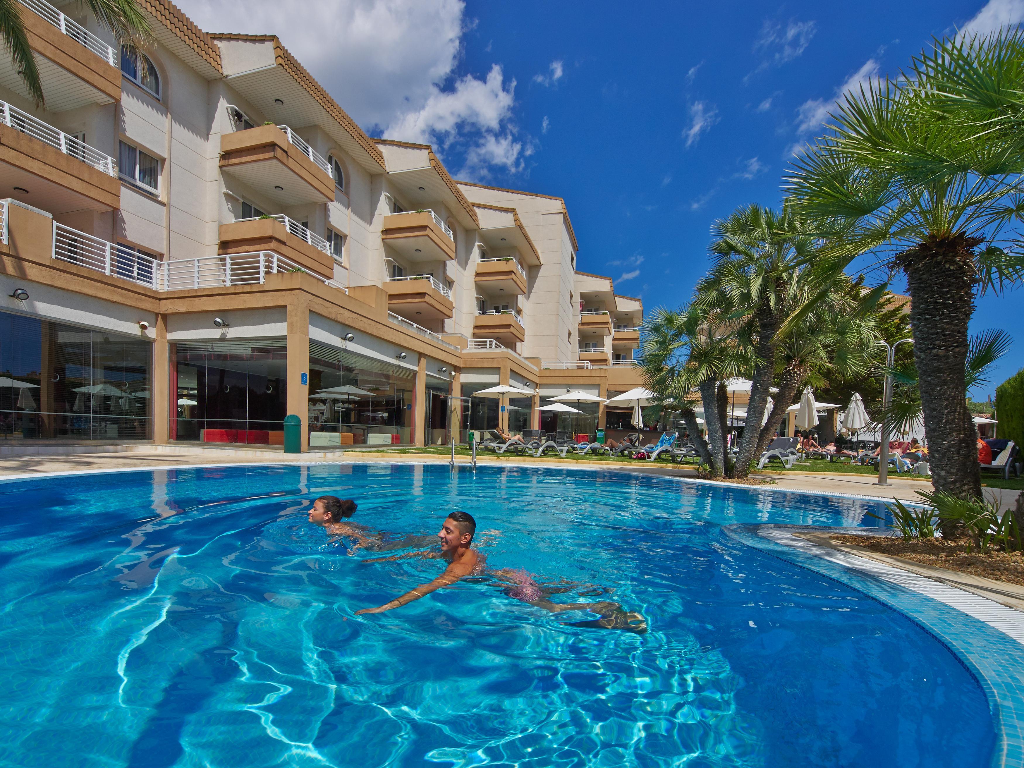Hotel Illot Suites 칼라 라트자다 외부 사진