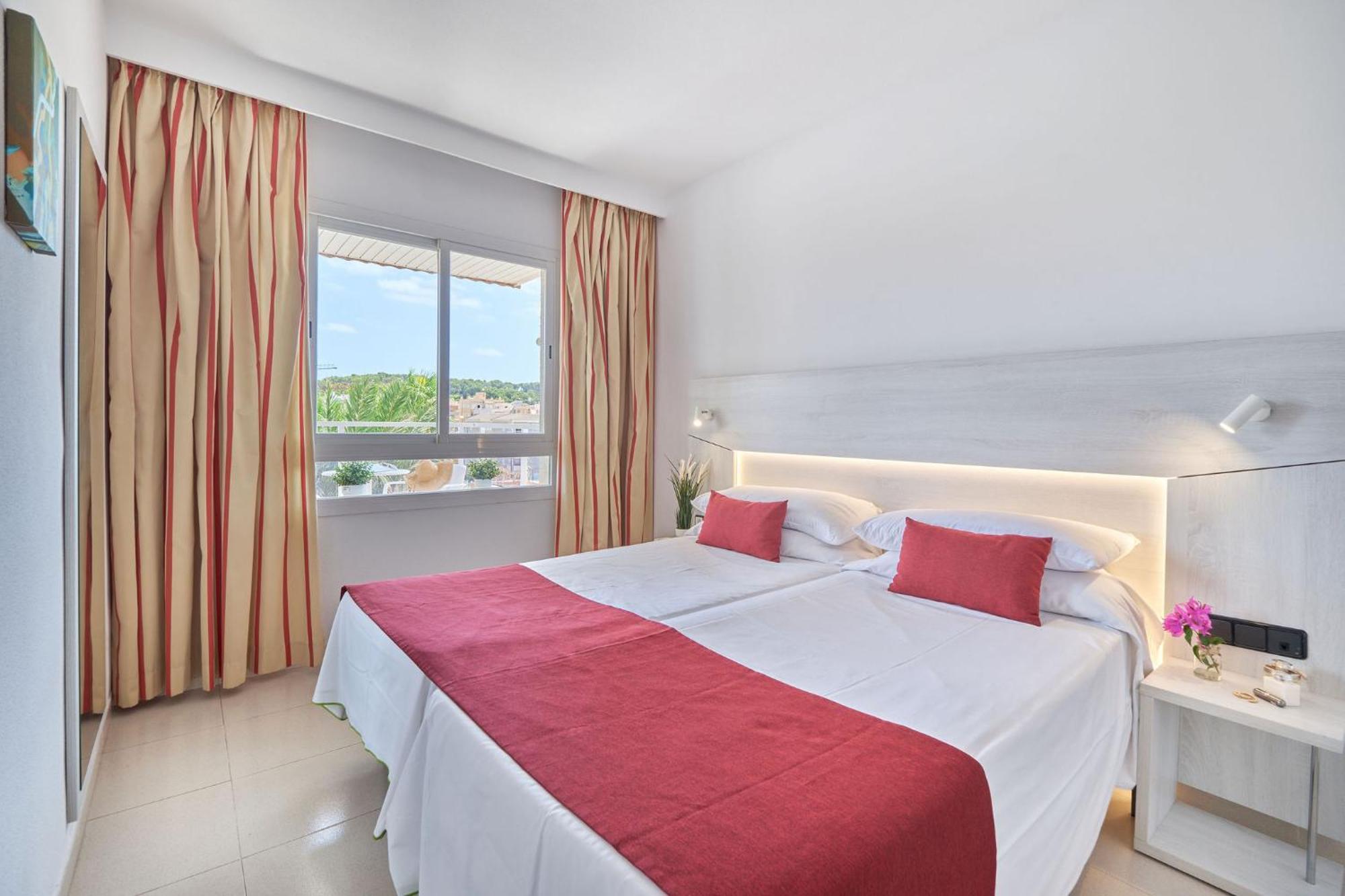 Hotel Illot Suites 칼라 라트자다 외부 사진
