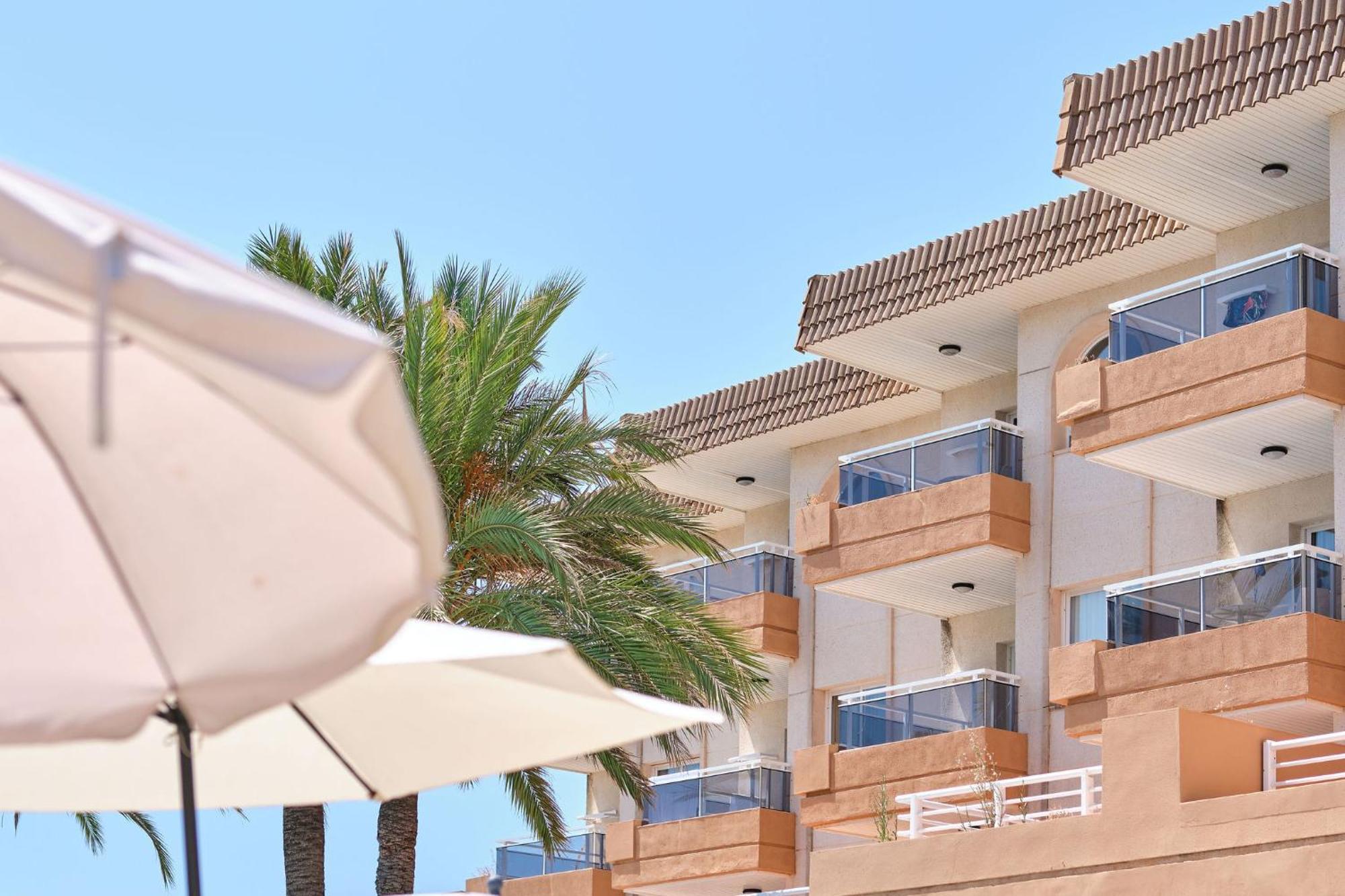 Hotel Illot Suites 칼라 라트자다 외부 사진