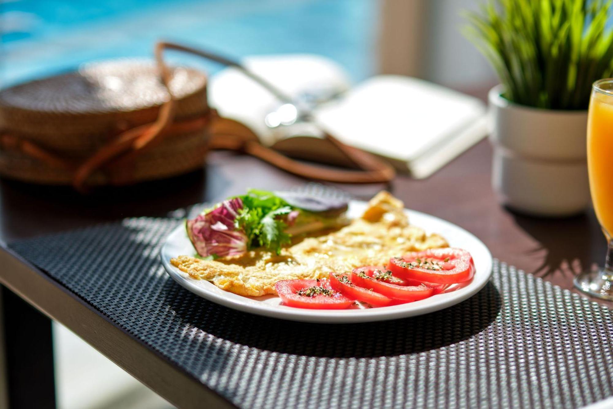 Hotel Illot Suites 칼라 라트자다 외부 사진