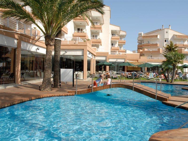 Hotel Illot Suites 칼라 라트자다 외부 사진
