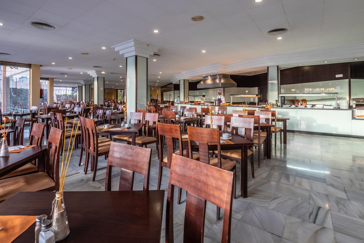 Hotel Illot Suites 칼라 라트자다 외부 사진