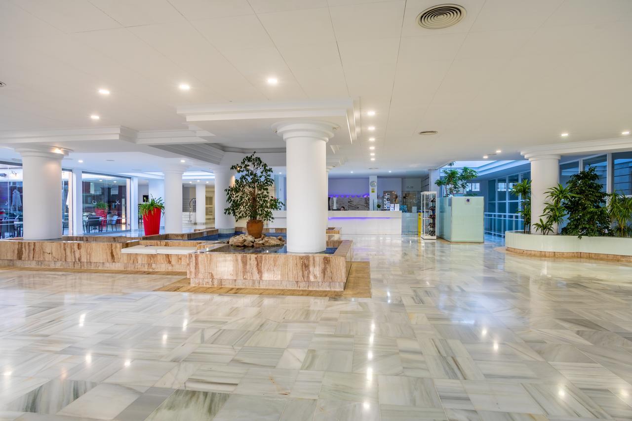 Hotel Illot Suites 칼라 라트자다 외부 사진